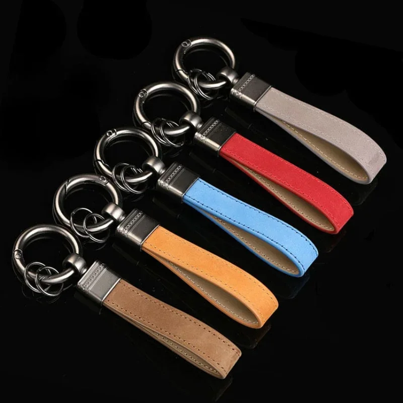 Customized Leather Keychain for Men and Women Retro Vintage Car Logo Key Chains Laser Engrave Metal Keyring Gift