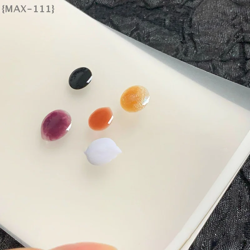 【F2-MAX111】50개 7.5x5cm 일회용 네일 토닝 팔레트 - 네일 폴리쉬 컬러 믹싱용 찢을 수 있는 접착제 종이 트레이 방수 디스펜서