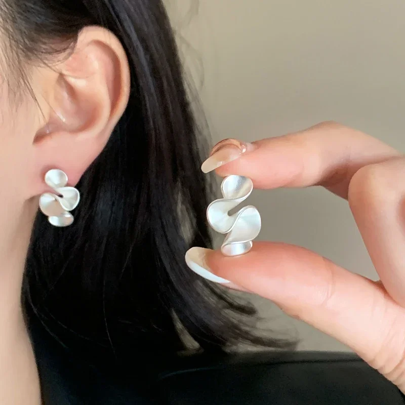 Silver Color Twisted Flower Stud Earring for Women