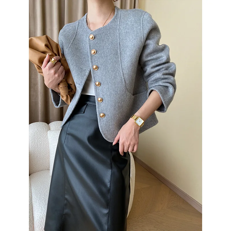 

2023 off-season new high-end small fragrant style short woolen coat for women's small figure double-sided woolen coat
