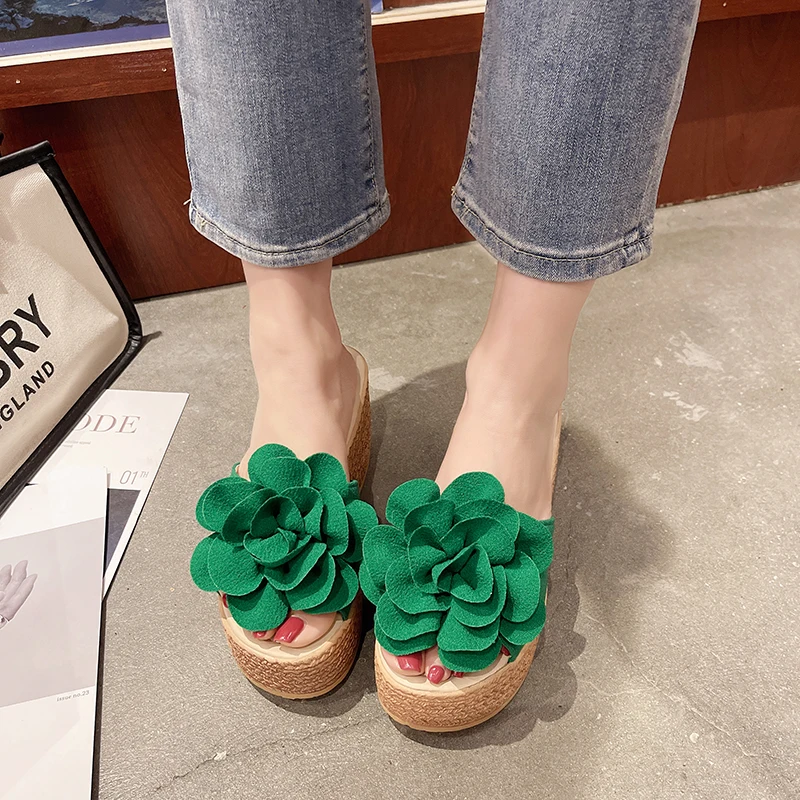 Damen Keilsandaletten 2026 – Neue Sommer Slip-on High-Heel Fashion Damenschuhe – Bequeme Blumen-Outdoor-Plateau-Sandalen – Detail 29
