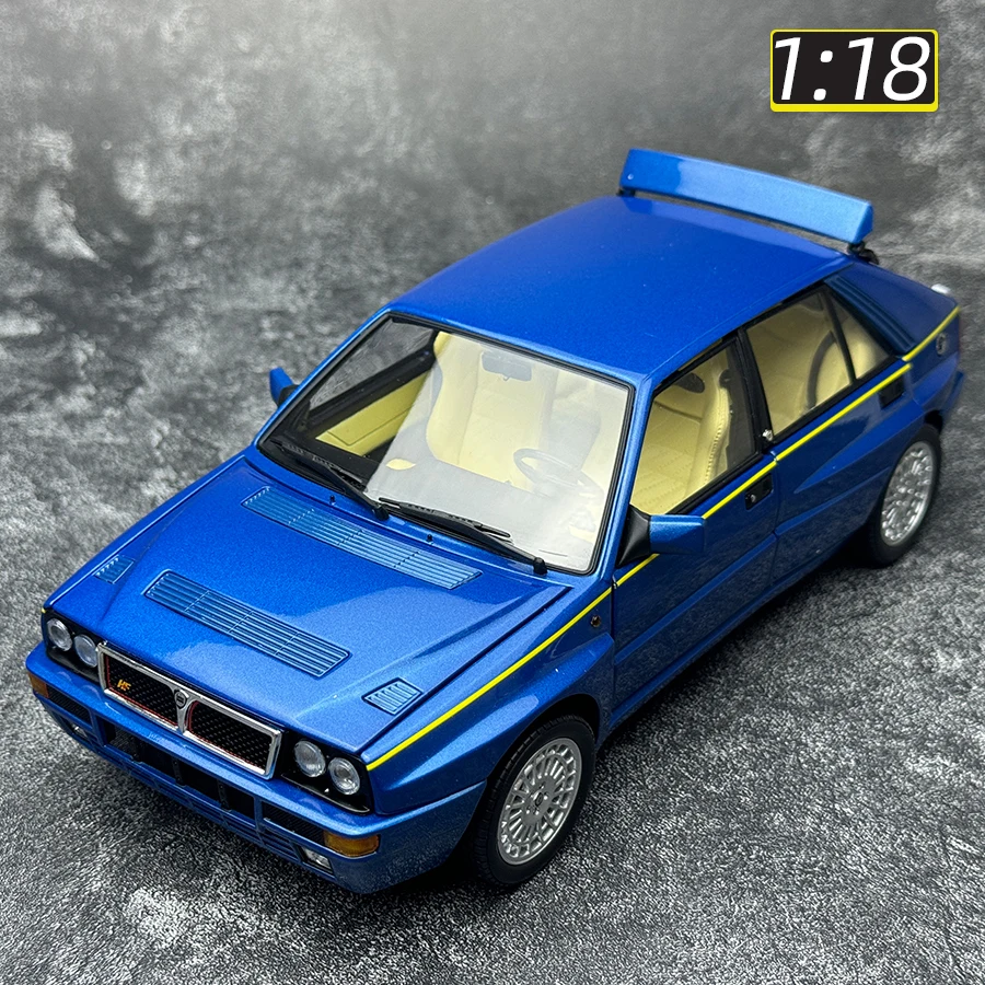 kyosho Diecast 1:18 Delta HF Integrale alloy car model