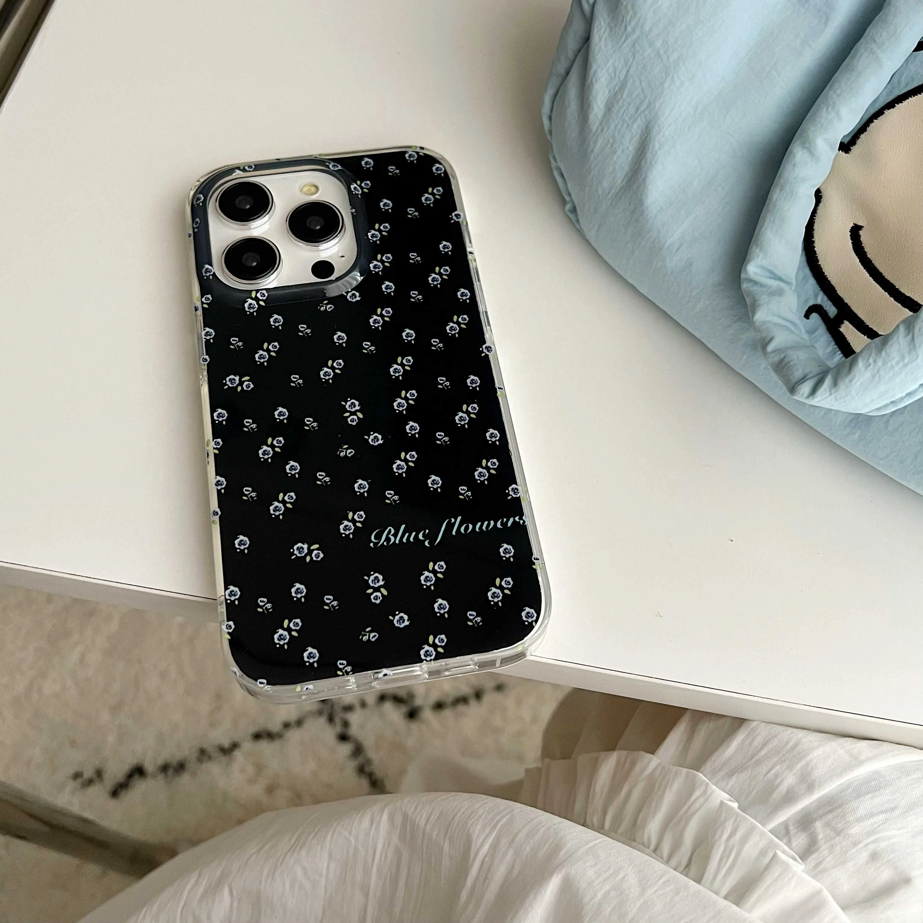 Little Flower Pattern Phone Case for iPhone