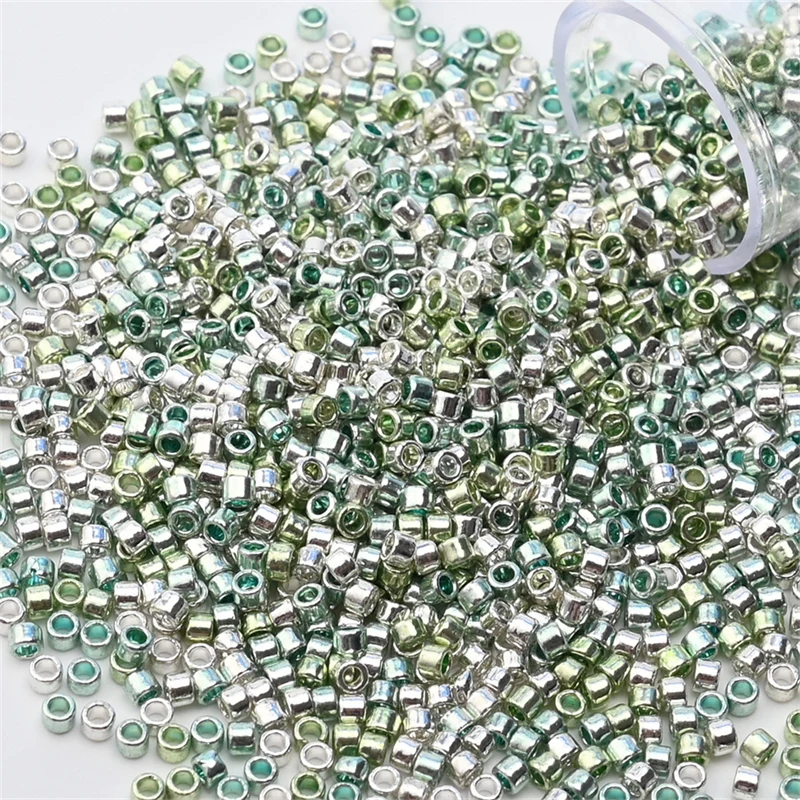 Elegant Metallic Seed Beads in Golden & Silver Tones - 1200pcs