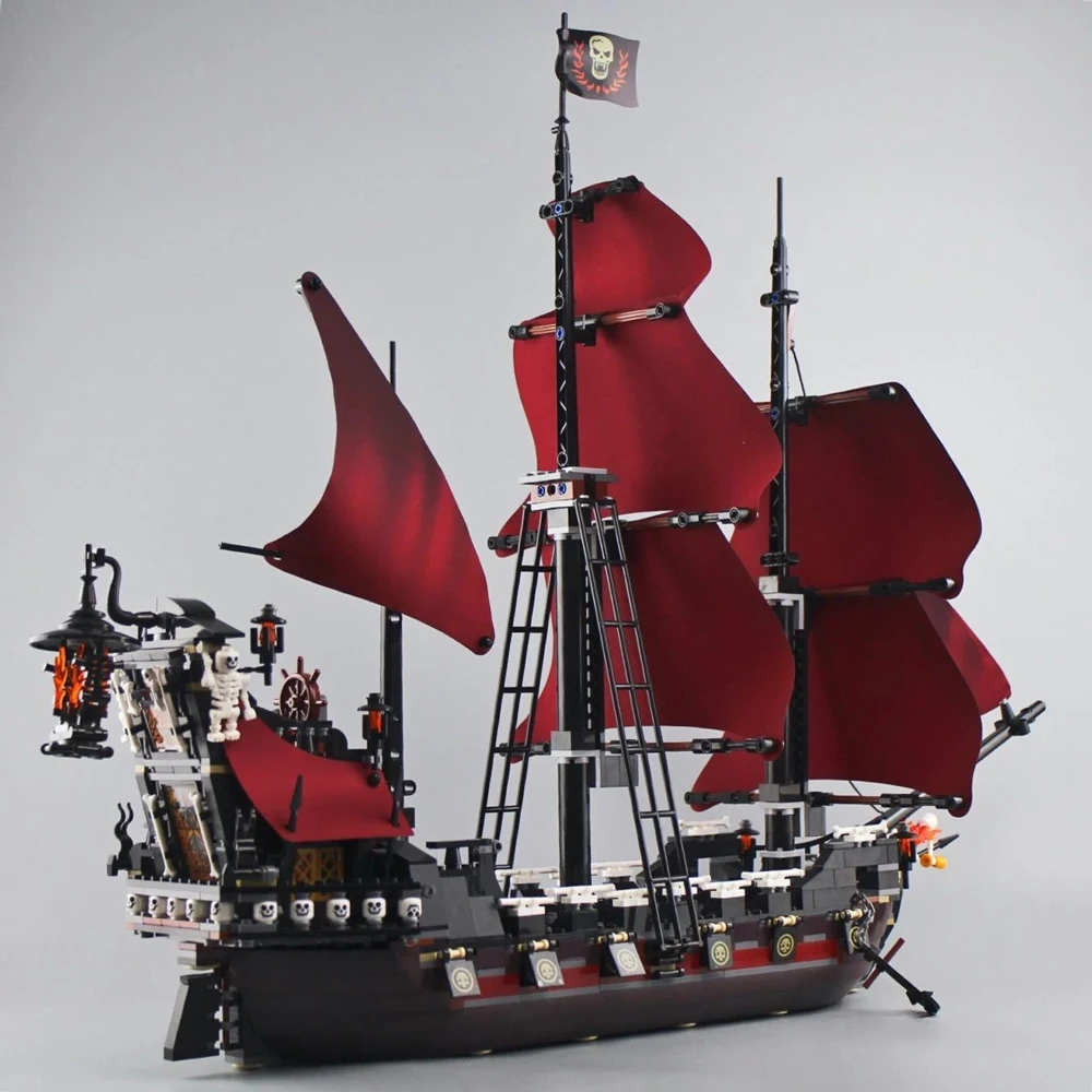 Ghost ship Pirates of the Caribbean Building blocks Queen Anne Revenge Battleship Black Pearl Ship Model Bricks toy kid gift 5