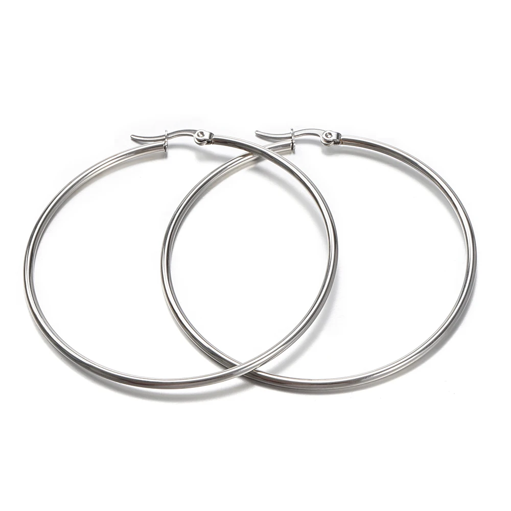 Boucles D'oreilles Créoles En Métal Argenté 4.8 Cm - Sans Marque, Neuf Sans Emballage