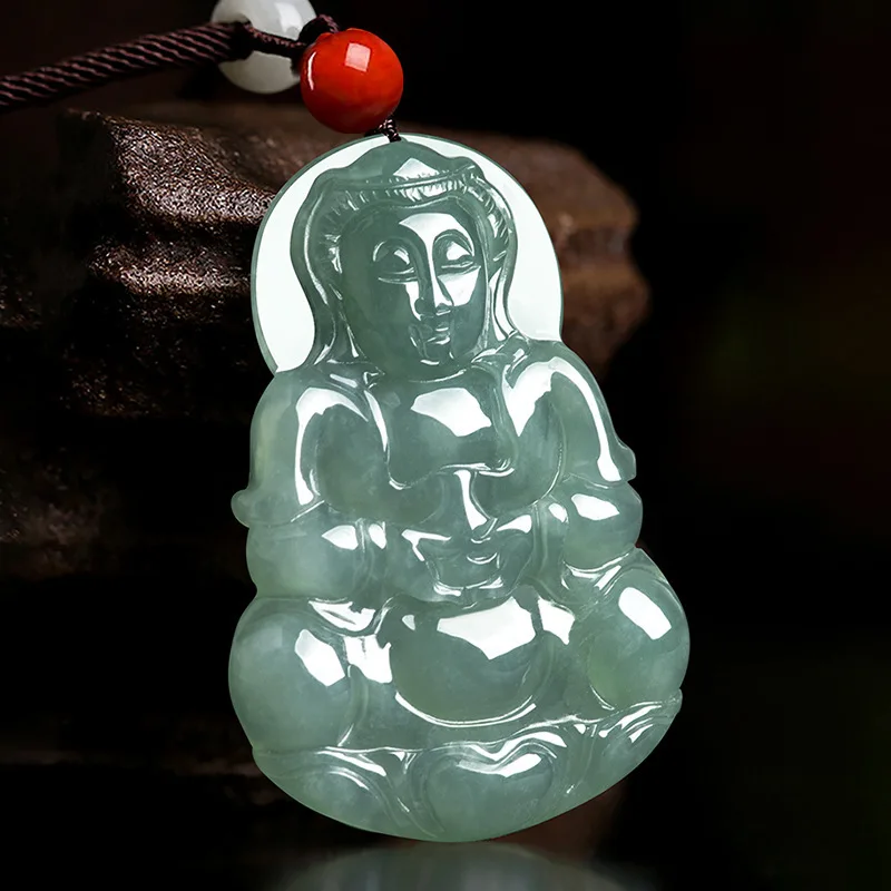 

a Goods Myanmar Emerald Oil Green Ice Glutinous Men's Guanyin Bodhisattva Jade Pendant