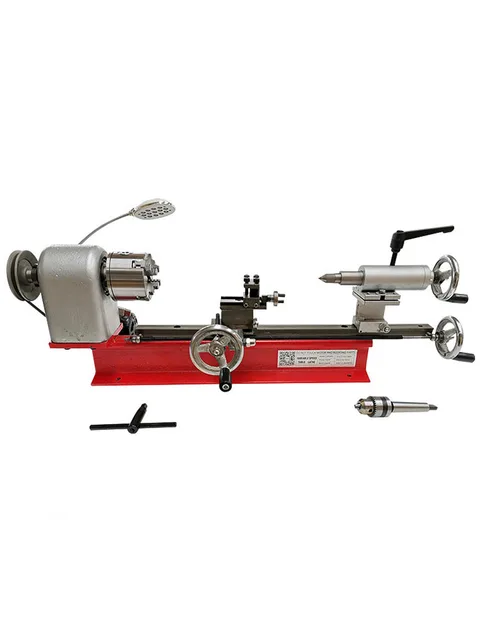 Four-jaw chuck