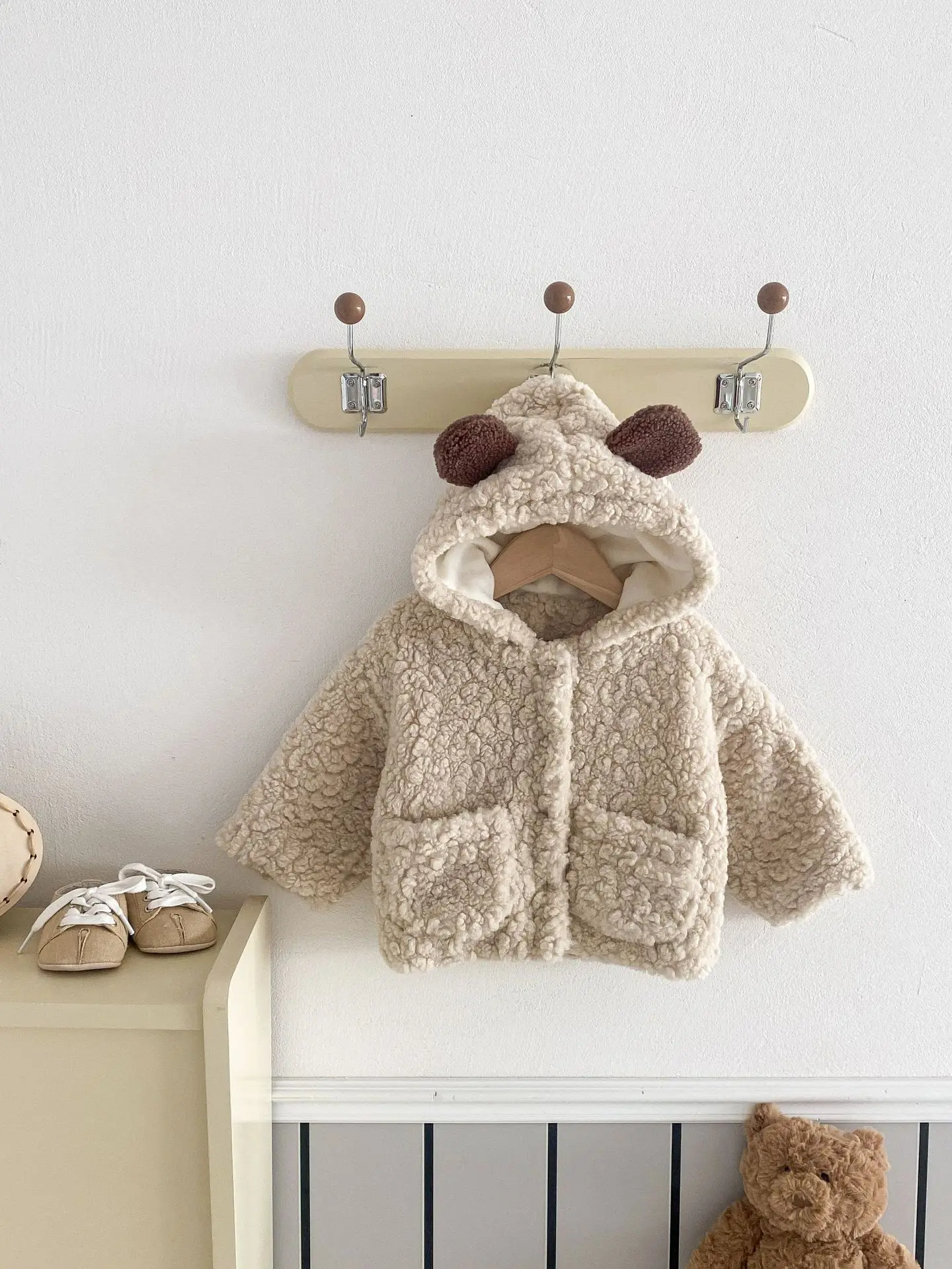 Winter New Baby Long Sleeve Plush Coat Plus Velvet Thick Infant Girls Bear Ears Hooded Cardigan Boys Cute Warm Jacket