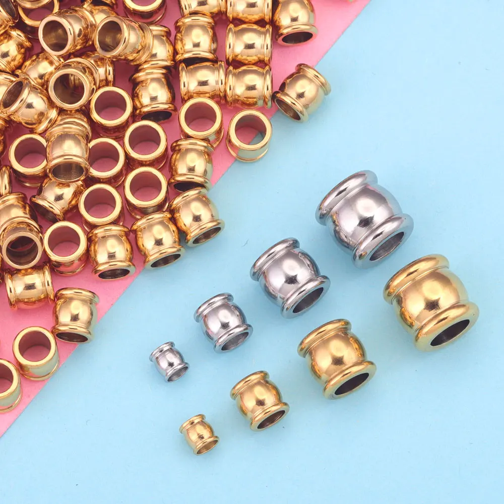 Vicloon Bracelet DIY Perles D'argile,4500 Perles 24 Couleurs Clay Beads Kit Bracelets Pour Bracelets Bricolage Kit, Perle Coquille Alphabet Smiley Plates, Pour Fabrication De Bijoux, Colliers, Boucles