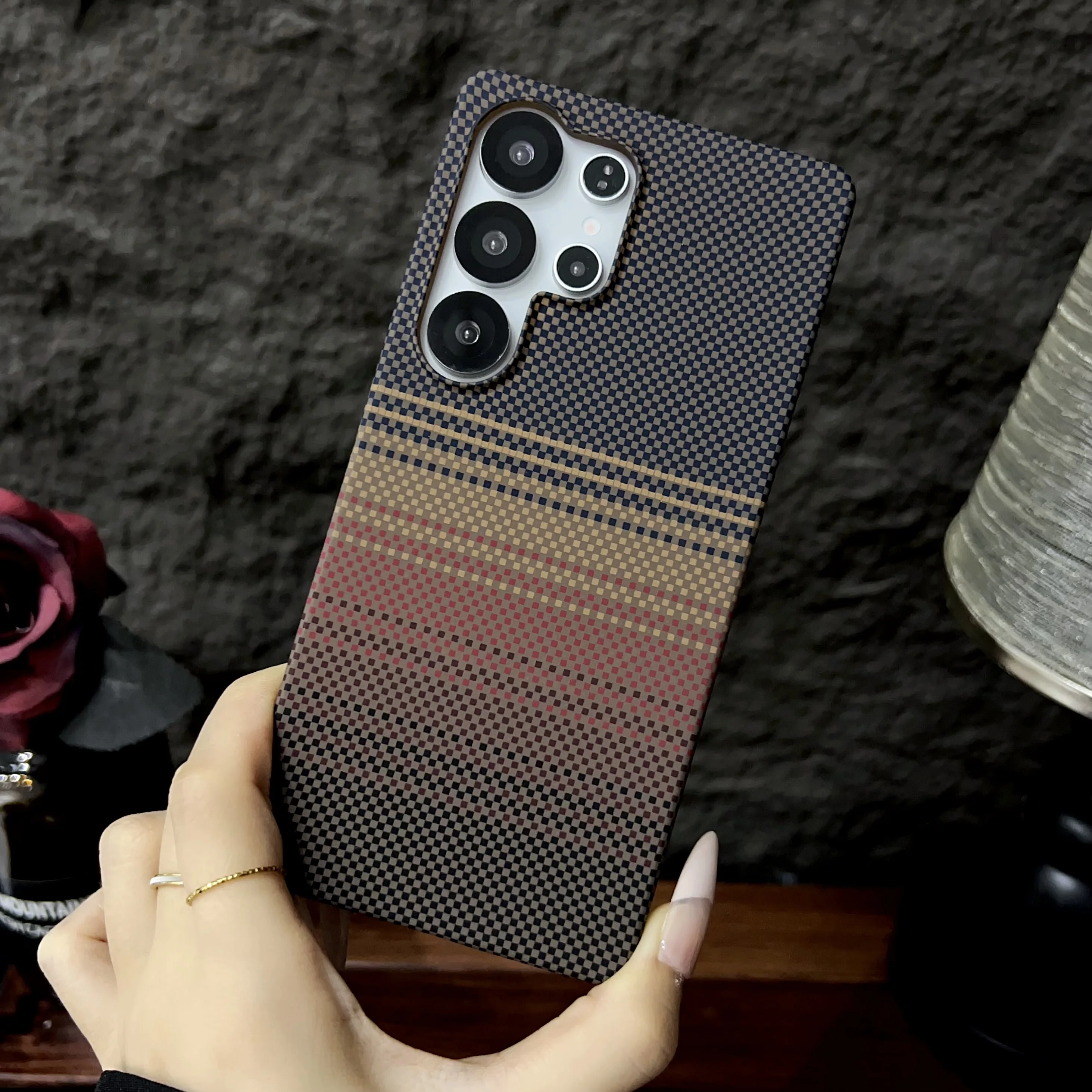 Ultra-Thin MagSafe Carbon Fiber Case - Wireless Charging Shockproof PC Cover