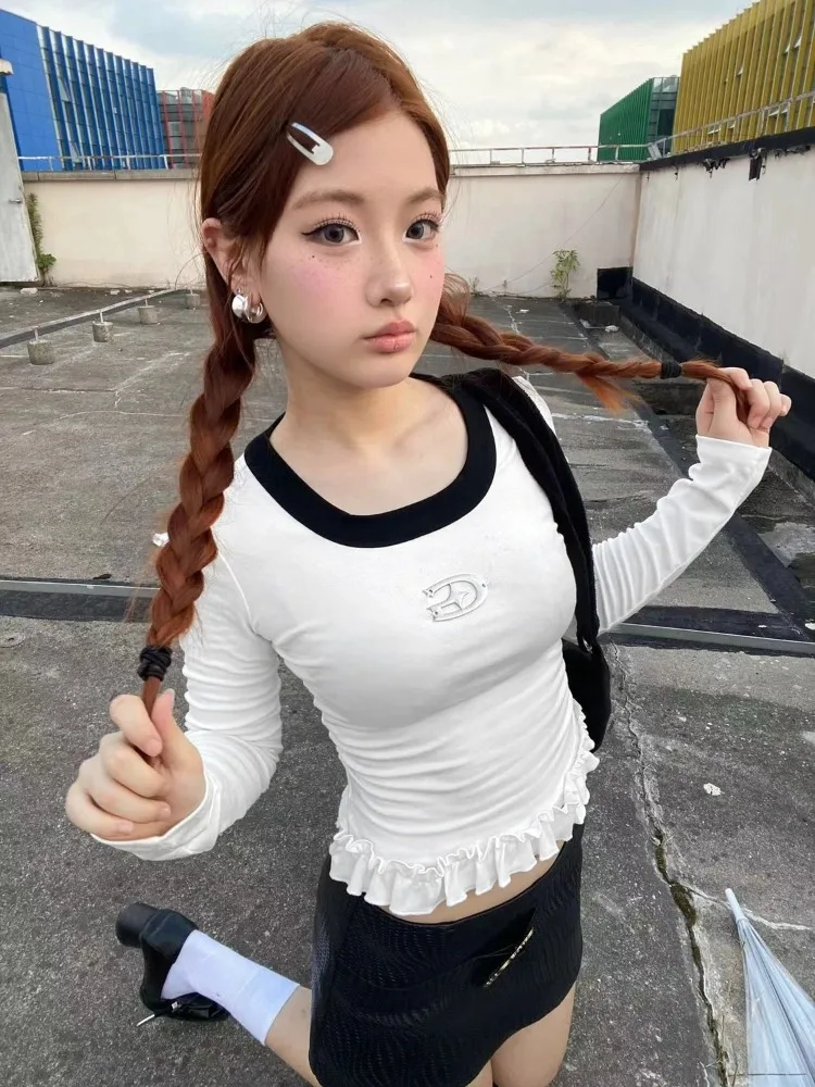 

HOUZHOU Y2K Coquetee White Tshirts Women Japanese 2000s Style Gyaru Ruffles Slim Long Sleeve Tee Kawaii Aesthetic Tops Korean