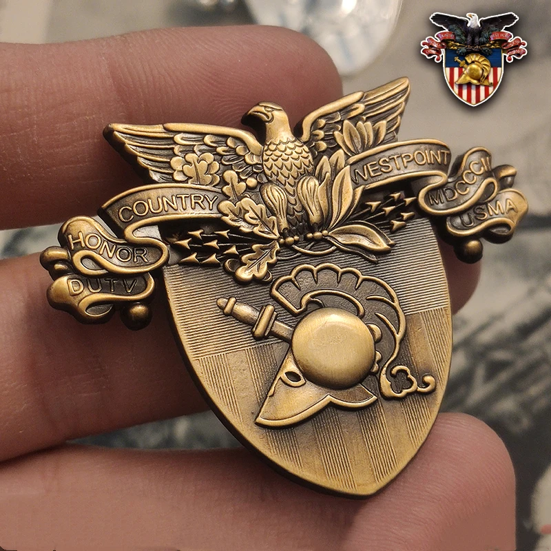 American Westpoint Mdccci Usma Medal Military Academy Roman Greek Helmet Shield Merit Country Honor Duty Badge Spilla Pin