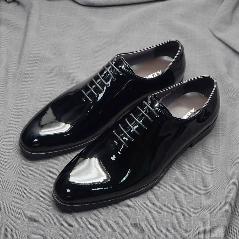 Zapatos de vestir de lujo para hombre, charol liso burdeos, corte