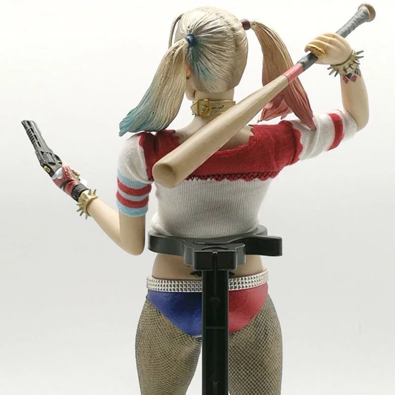 クレイジートイズコーショーツハーレークインアクションフィギュア