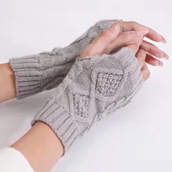 New Knitted Wool Warm Fingerless Short Gloves Autumn Winter Women's Fashion Sleeves False Sleeves