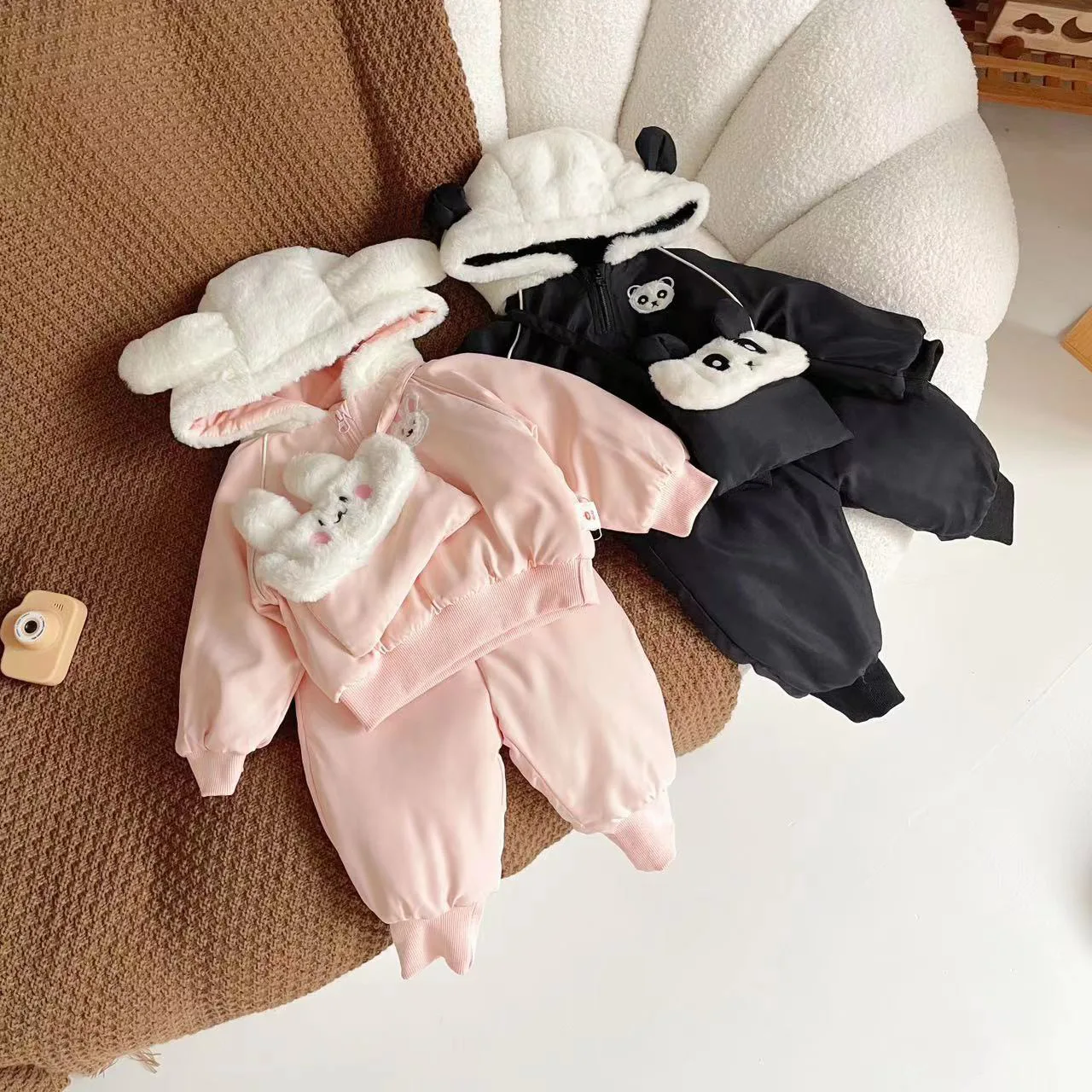 

Childrens Girls 2023 Winter 2PCS Clothes Set Plush Thick Insulation Cartoon Hoodies Warm Quilted Pants Suit Toddler Girl Outfits