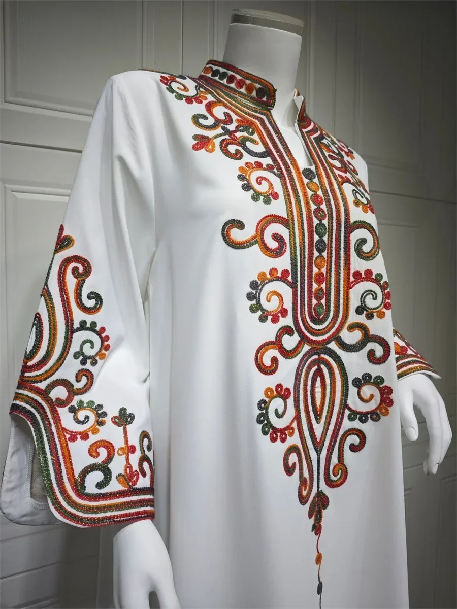 Sc45e93383f214472adba8dd0513a9da9b.jpg?width=900&height=1200&hash=2100