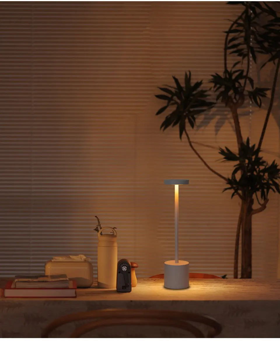 Classic Metal Touch Sensor LED Table Lamp