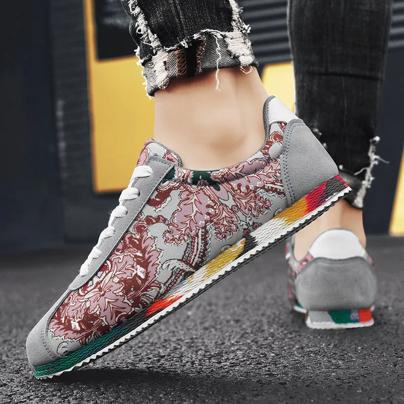 Old Beijing Cloth Shoes Embroidery Flower Social Guy Male Student