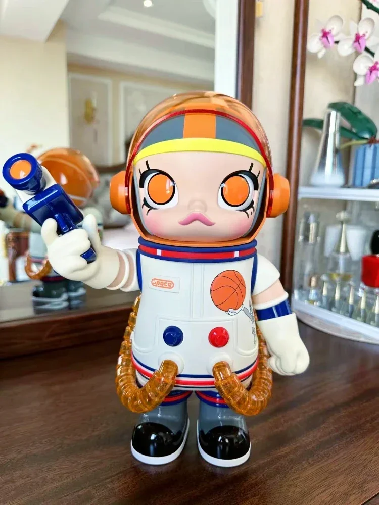 

Original Mega Space MOLLY 400% Basketball JAM Celebration Collection Maple Color Molly Figure Exclusive Edition Collection Decor