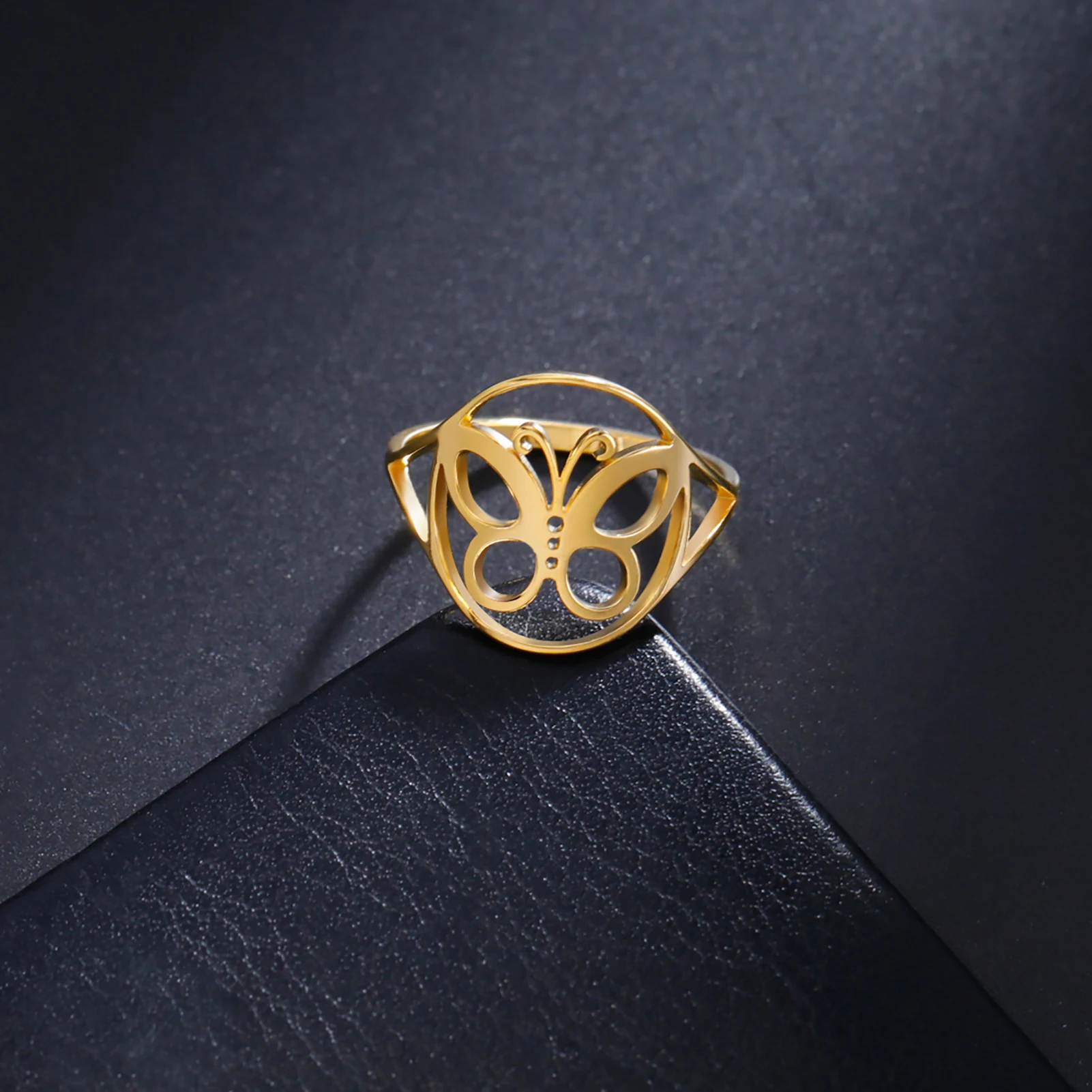Kkjoy Edelstahl Goldfarben Runde Hohle Schmetterlingsringe für Frauen Party-Schmuck Valentinstagsgeschenk Großhandel Neu – Detail 2