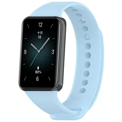 Silicone Sport Strap for Honor Band 9 - Watchband and Bracelet Replacement (Light blue)