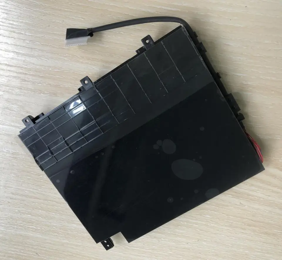Batteria PF06XL 95.8Wh Per HP Omen 17 – Ricambio 11.55V 8294mAh (serie 17-W100, 17-W200)