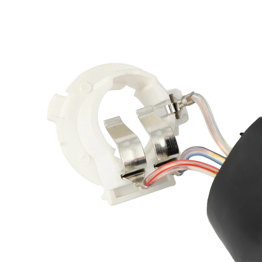 Рисунок 4 - Цоколь для фар головного света BA20D