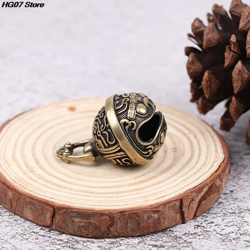 1PC Lucky Brass Handicraft Die Casting Drop Bell Key Car Button Wind Bell Sect Bronze Creative Gift Fengshui Home Pendant Vintage Jingle Bells Wind Bell Pendant