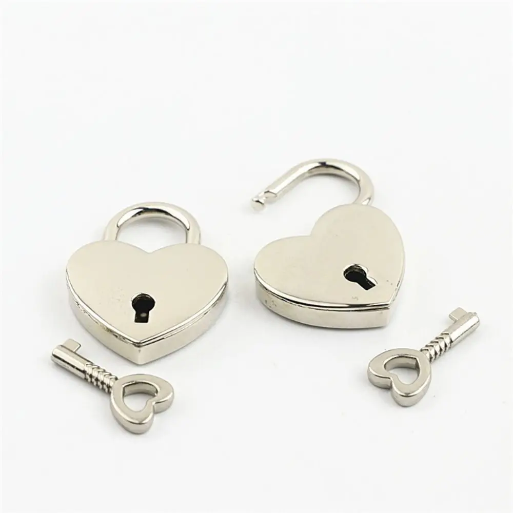1PC New Heart Shape Padlock Diary Book Suitcase Mini Padlocks Travel Wedding Antique Style Key Lock Jewelry Box Lock