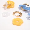 Boucles d'oreilles en forme de fleur acrylique colorée pour femmes et filles, cercles en acier inoxydable, tendance 2025, bijoux cadeaux