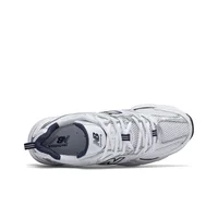 New Balance NB 530 Textile, chaussures de course décontractées respirantes en cuir artificiel à tige basse pour la ville et les trajets quotidiens unisexe MR530SG 5