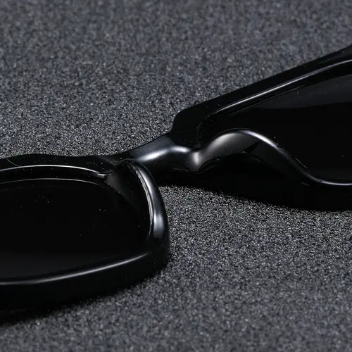 1Pc Men's Fashion Glasses New Trendy Square Frame Retro Rivet Y2K Music Festival Cool Street Style Decoration Suitable for Daily - Image 2