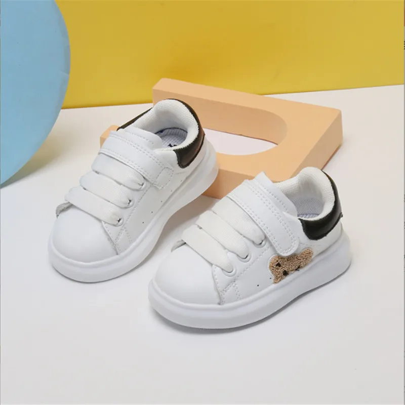 2023 Nieuwe Baby Schoenen Leer Peuter Jongens Meisjes Sneakers Schattige  Beer Zachte Zool Witte Tennis Mode Kleine Kinderen Schoenen Chaussures -  AliExpress