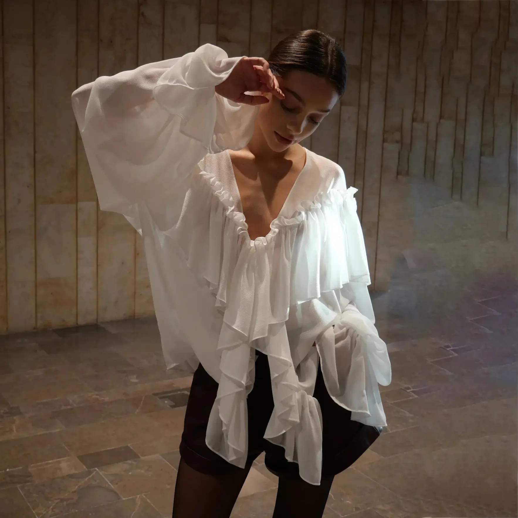     ȭƮ  V  Ҹ ý 콺 2025     ƿ