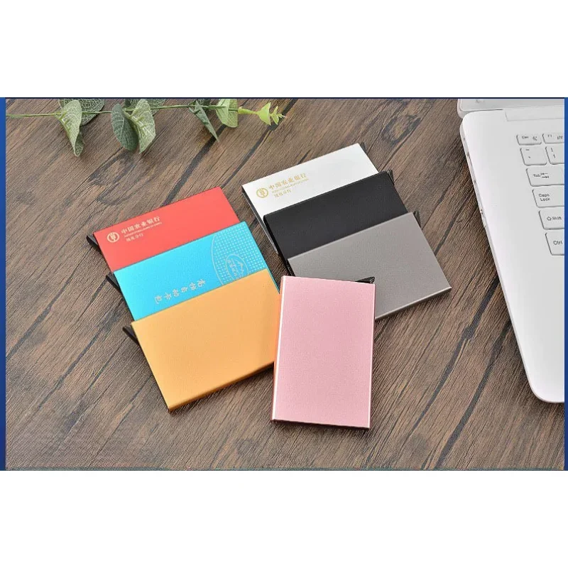 

Новый деловой телефон, металлический матовый вместительный телефон для мужчин, автоматически выскакивает из портативного бумажника для карт