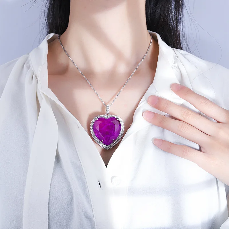 French Luxurious Classic Retro Love Heart Shaped Pendant Necklace Morgan Powder Crystal for Women Jewelry Designer Wedding Gift