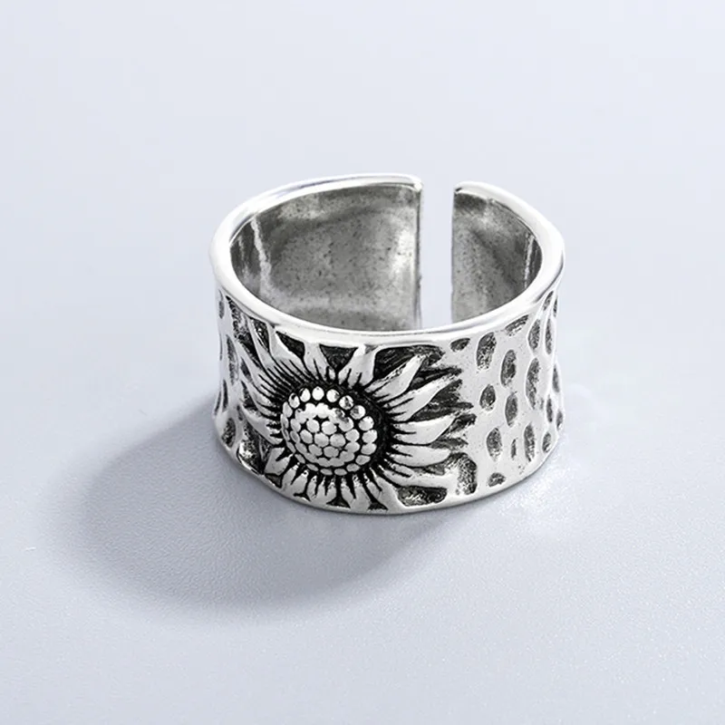 

Large Vintage Sunflower Rings for Women Men Thai Silver Flower Retro Punk Hiphop Opening Finger Ring Fashion Jewelry Accessories