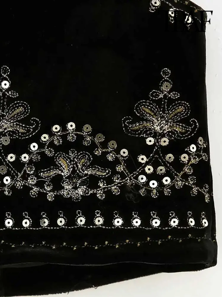 TRAF Women Fashion With Sequin Floral Embroidery Crop Waistcoat Vintage O Neck Sleeveless Female Outerwear Chic Vest Tops 6