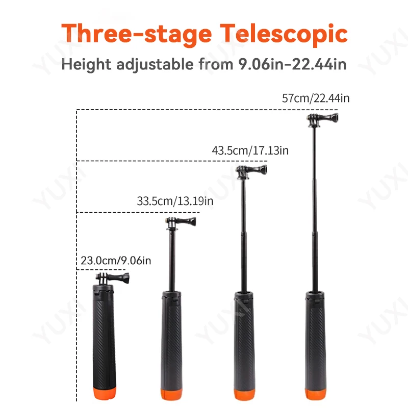 Trépied stabilisateur pour action caméra, posé sur un rocher avec vue panoramique, perche extensible en arrière-plan.