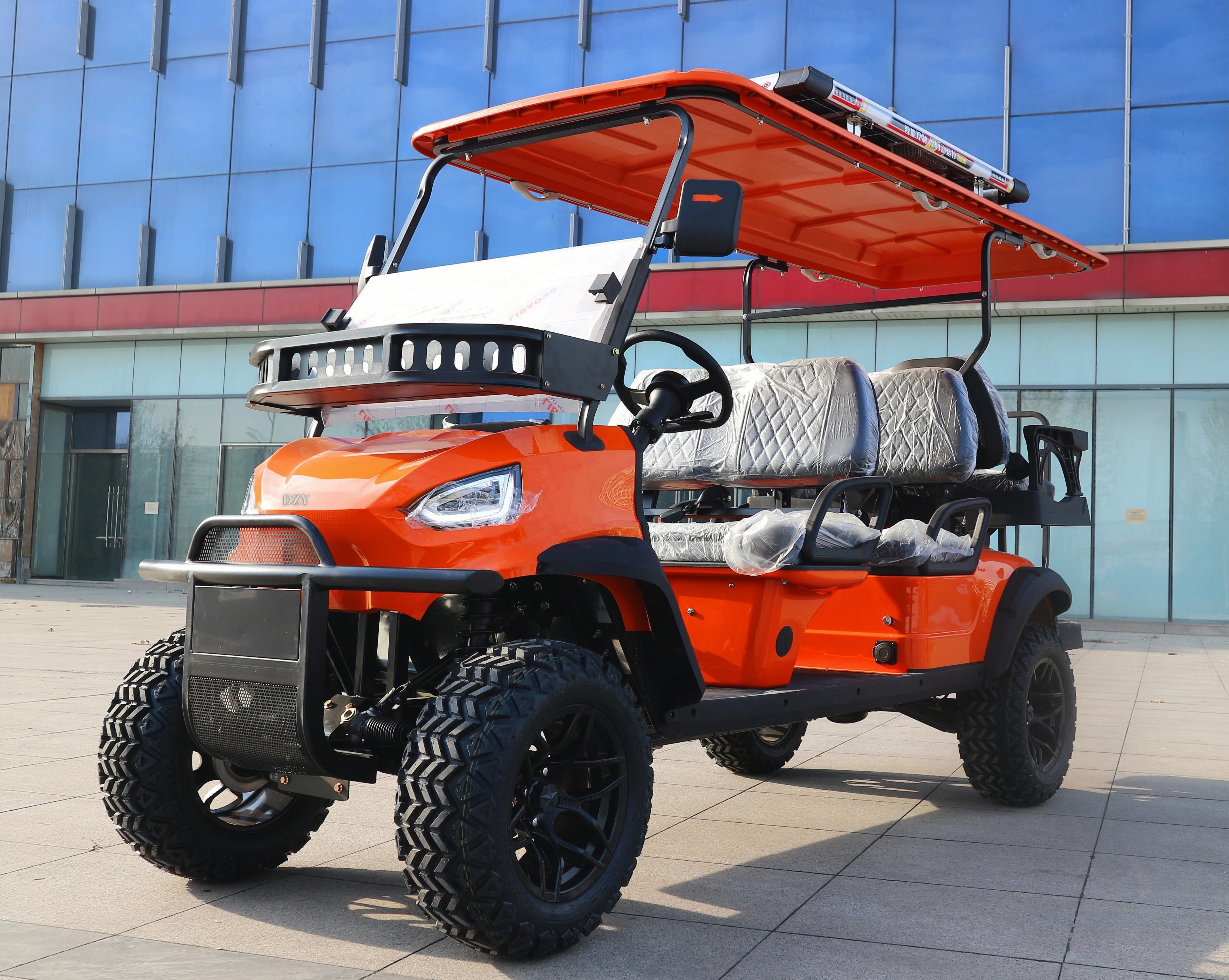 Latest Practical Electric Chinese Golf Cart Sightseeing Car 6*8V/150ah with Free Maintenance Battery