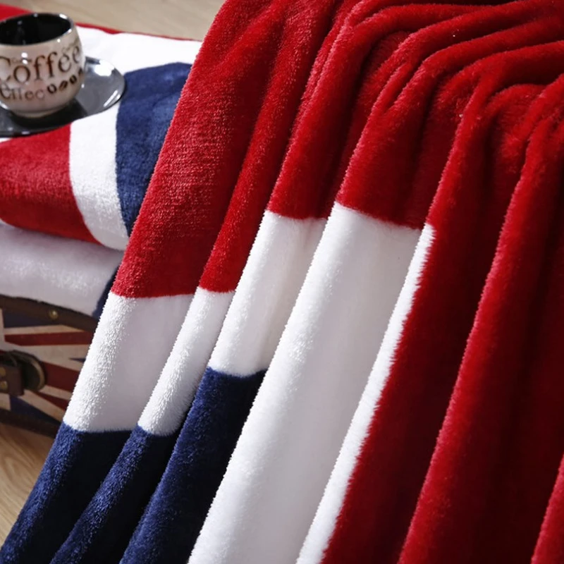 Bed blankets - Warm and plush throw for sofas, sofas, cars, and travel - machine-washed English style blankets - 6