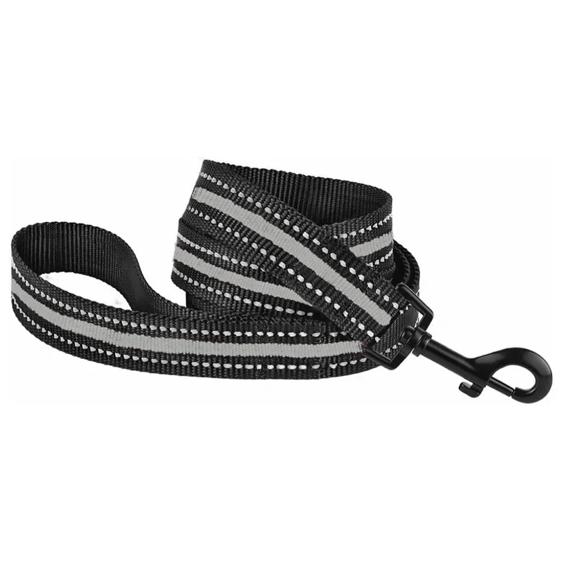 thumbnail image 1 of Correa de nailon para mascotas, correa para perros, reflectante, antiexplosión, para pasear perros por la noche, venta directa de fábrica al por mayor, 1 of 5