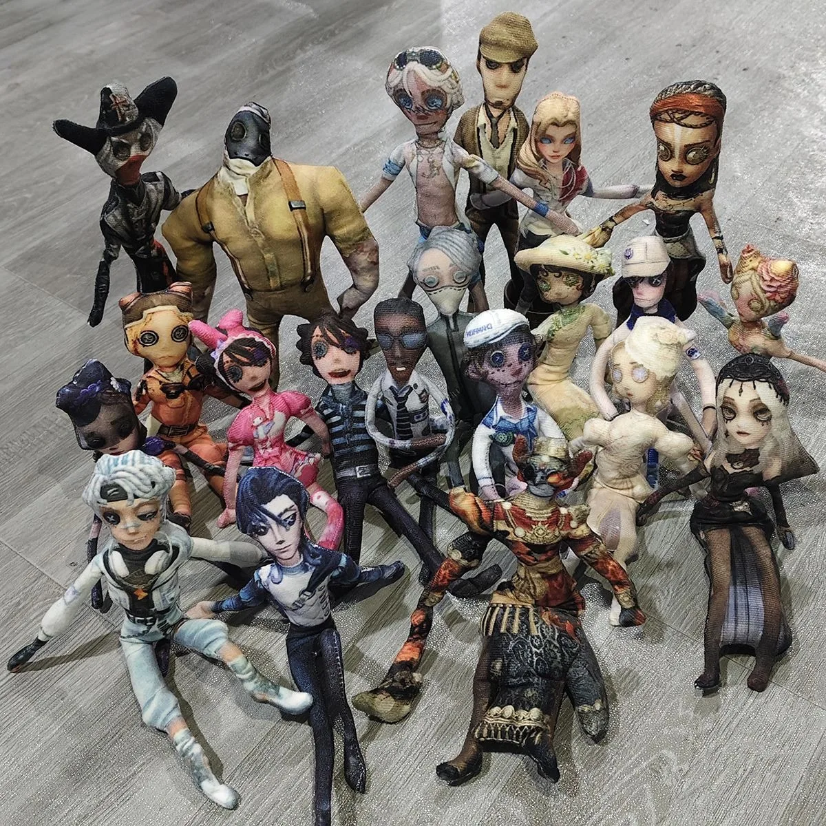 Identity V Plush Dolls Action Figures Toys Joseph Mechanic Patient Ripper Cosplay Body Wire Skeleton Accessories Ornament