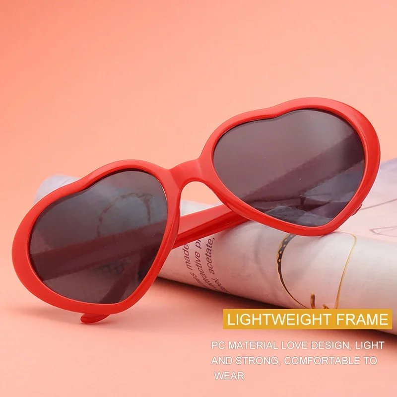 Women Fashion Heart Shaped Effects Glasses Watch Lights Change To Heart Shape At Night Diffraction Glasses Female Sunglasses