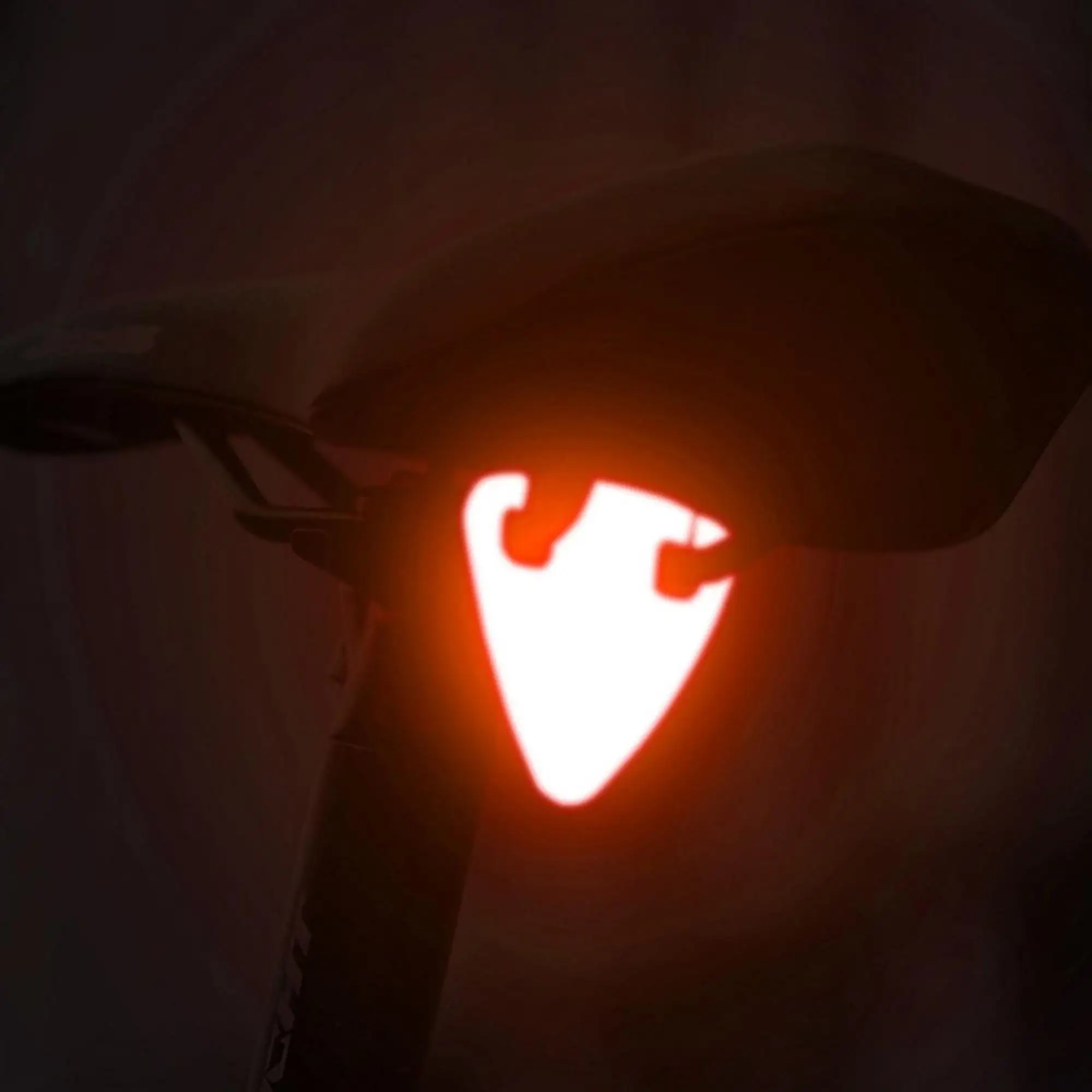 DOMEN Fahrrad Reflektor Rennrad Hängen Reflektor Ultraleicht TPU MTB Reflektierende Dreieck Warnung Bord Fahrräder Zubehör – Detail 2