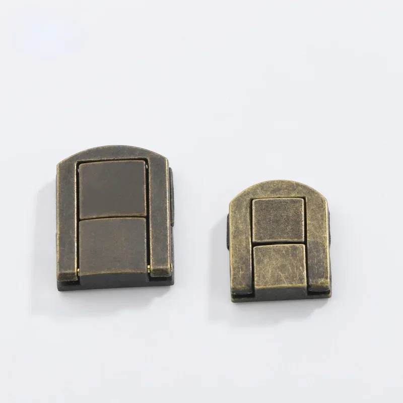 2pcs Box Latches Zinc Alloy Catch Chest Clip Clasp Toggle Lock retro Bronzed Hasps Jewelry Suitcase Buckle Hardware accessories