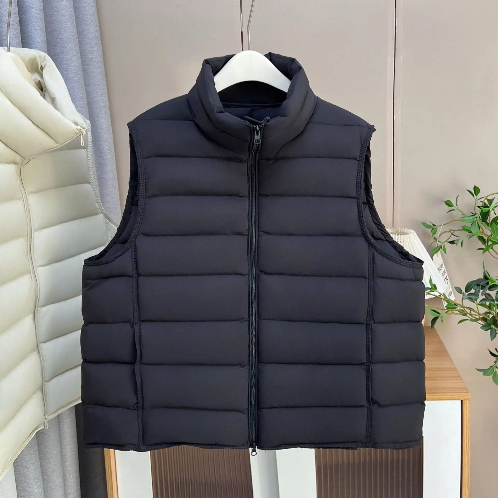 Fashion Plus Size Women's Down Vest 2025 Winter New Casual White Duck Down Warm Sleeveless Zipper Jacket With Inner 1774