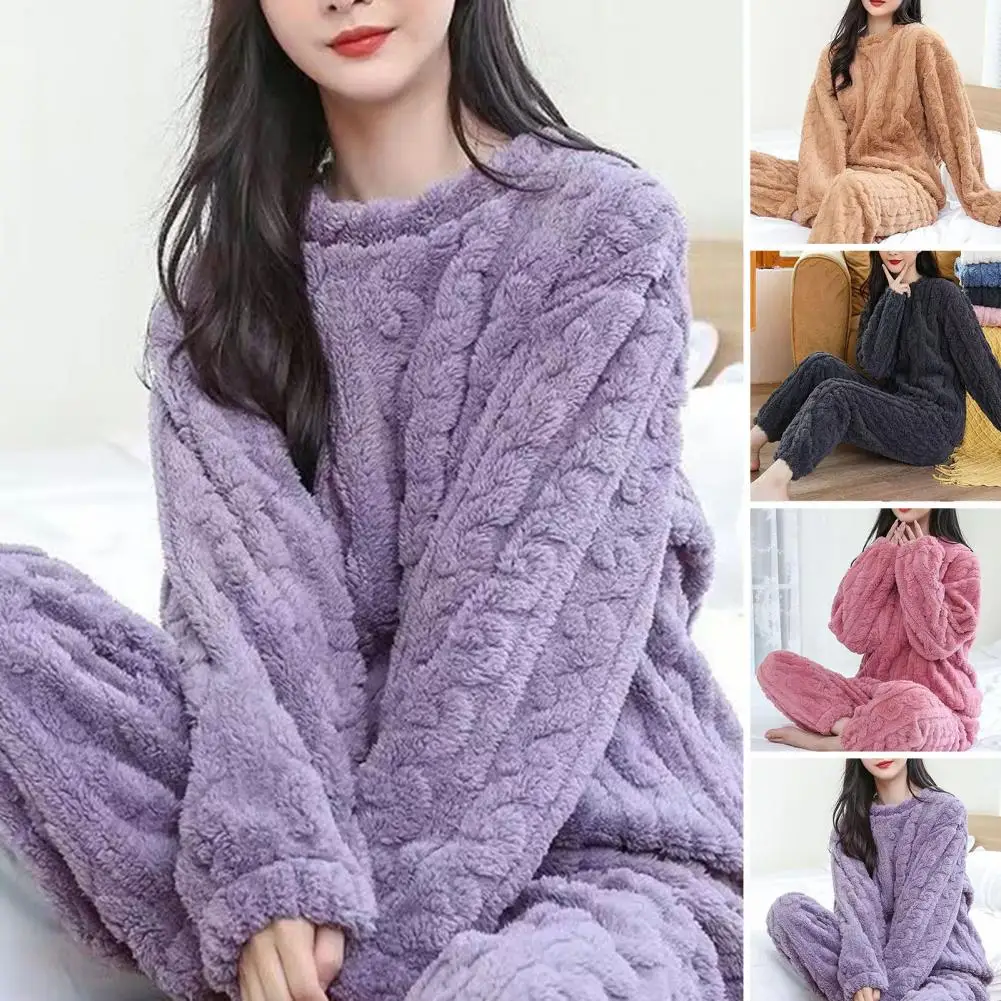

Lounge Sleepwear Winter Pajama Set Stylish Comfortable Winter Pajamas Warm Plush 2-piece Sleepwear Set for Women for Autumn